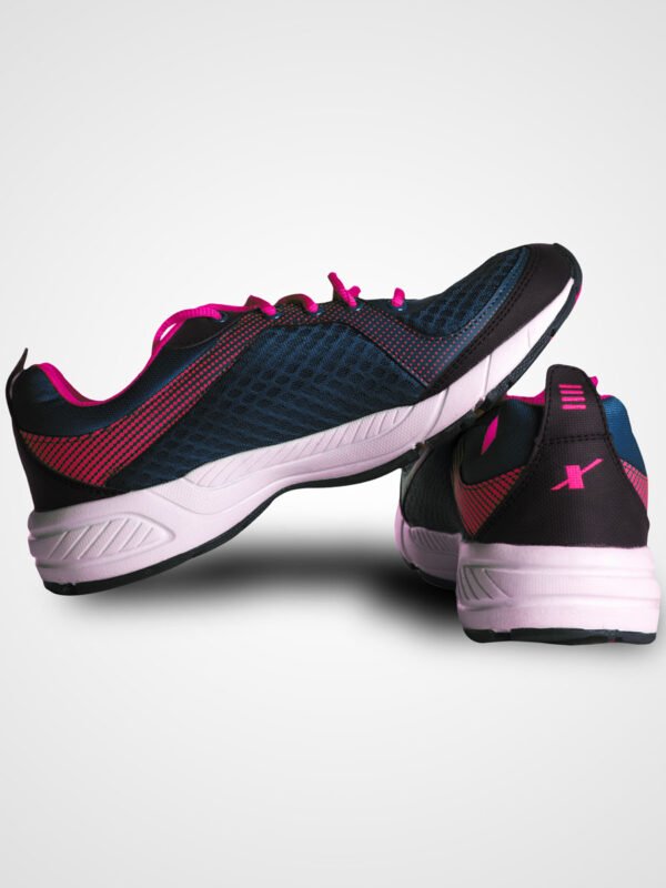 sports shoe2