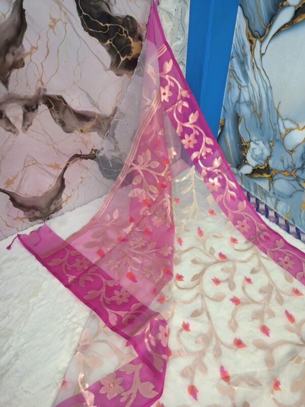 ＨＭＺPremium Banarasi Kora Silk Saree with Meenakari & Contrast Rani Border